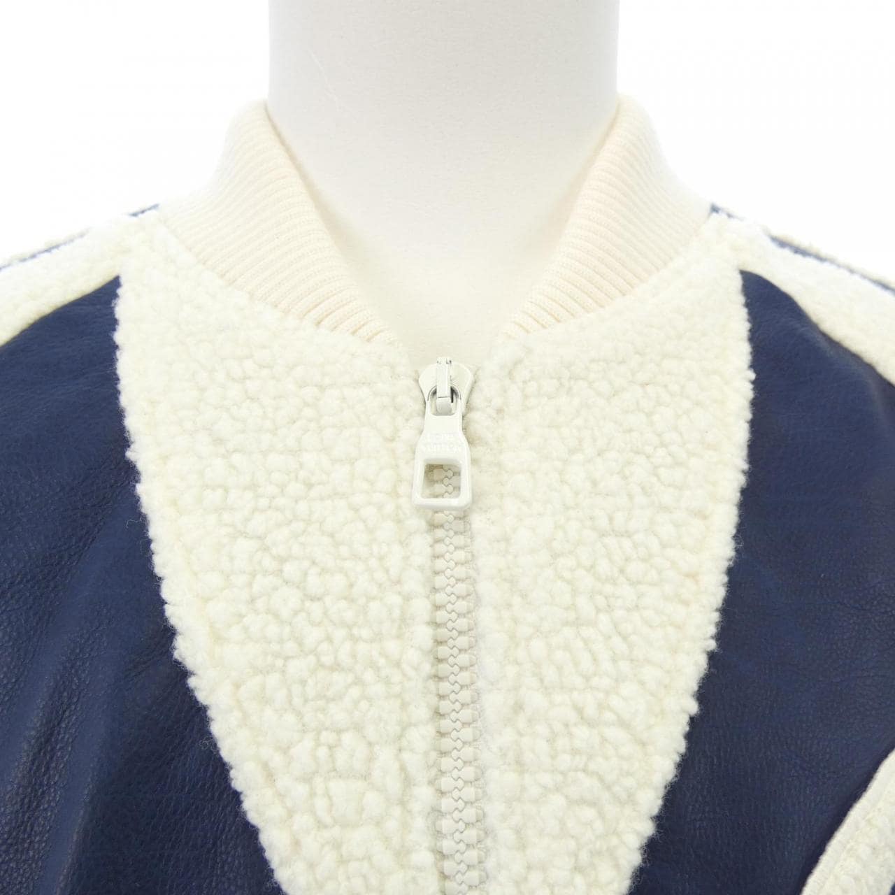 ルイヴィトン LOUIS VUITTON Vuittonフラワーミックスレザーテディ HPL06XZCZ ブルゾン