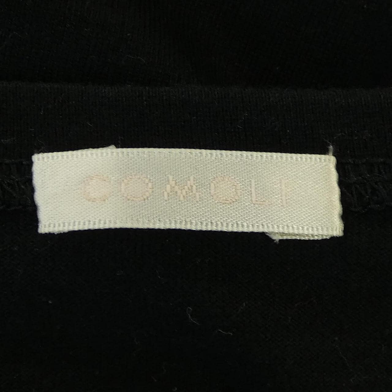 コモリ COMOLI Tシャツ