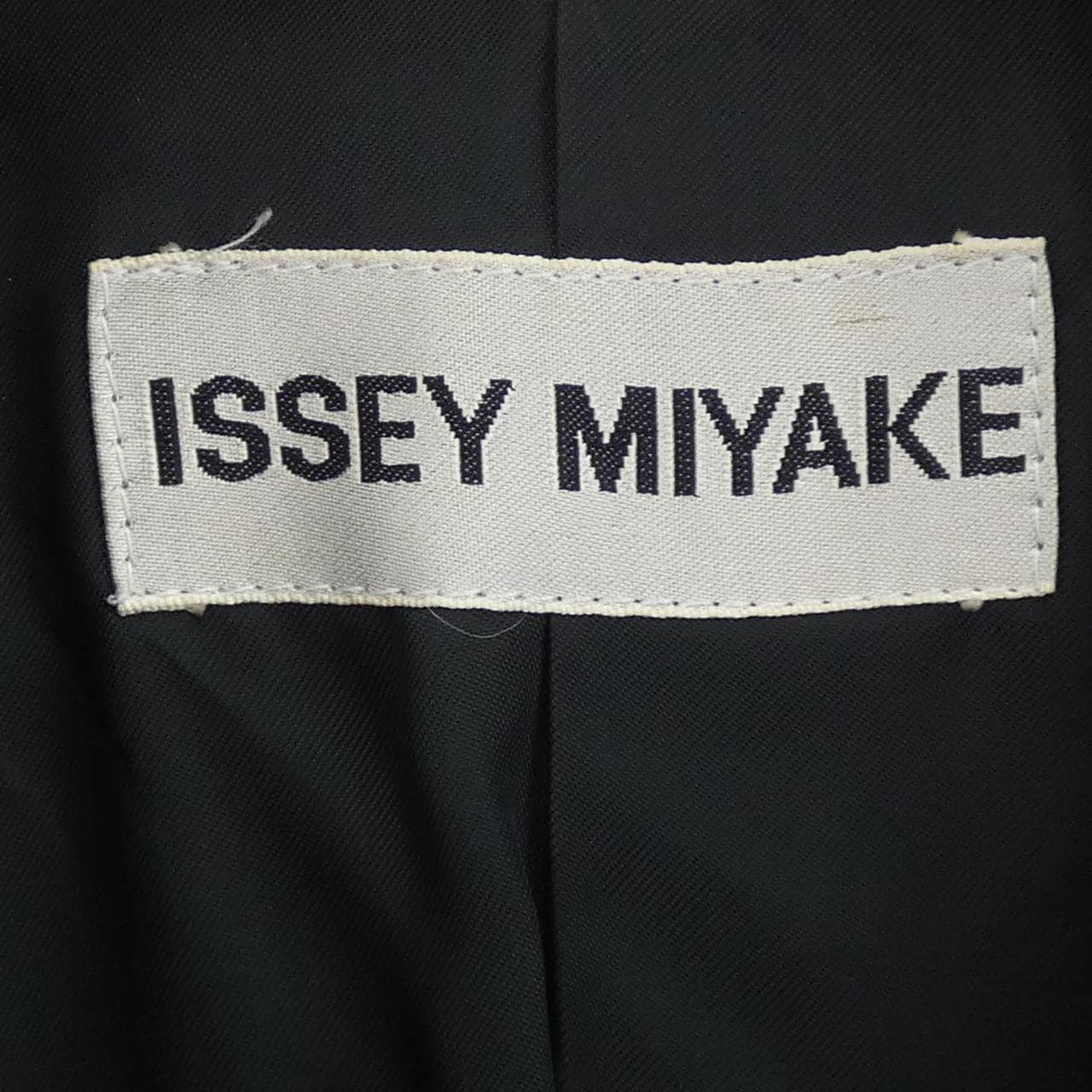 イッセイミヤケ ISSEY MIYAKE スーツ