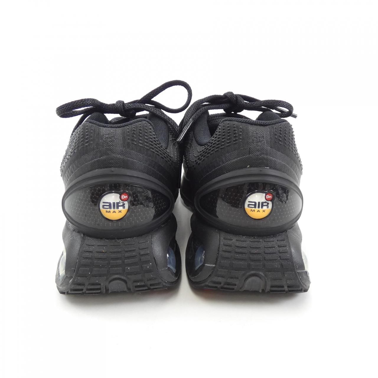 ナイキ NIKE スニーカー