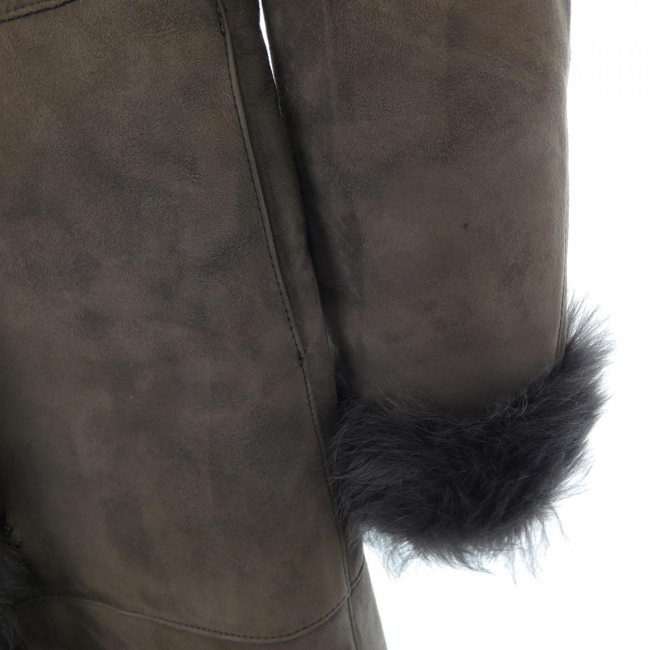 バーニーズニューヨーク BARNEYS NEW YORK ムートンコート