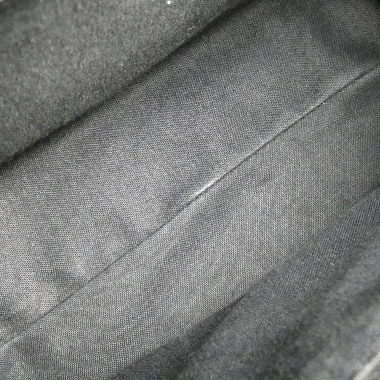 バレンシアガ ショッピング ノース サウス トート 597858 0AI4N バッグ