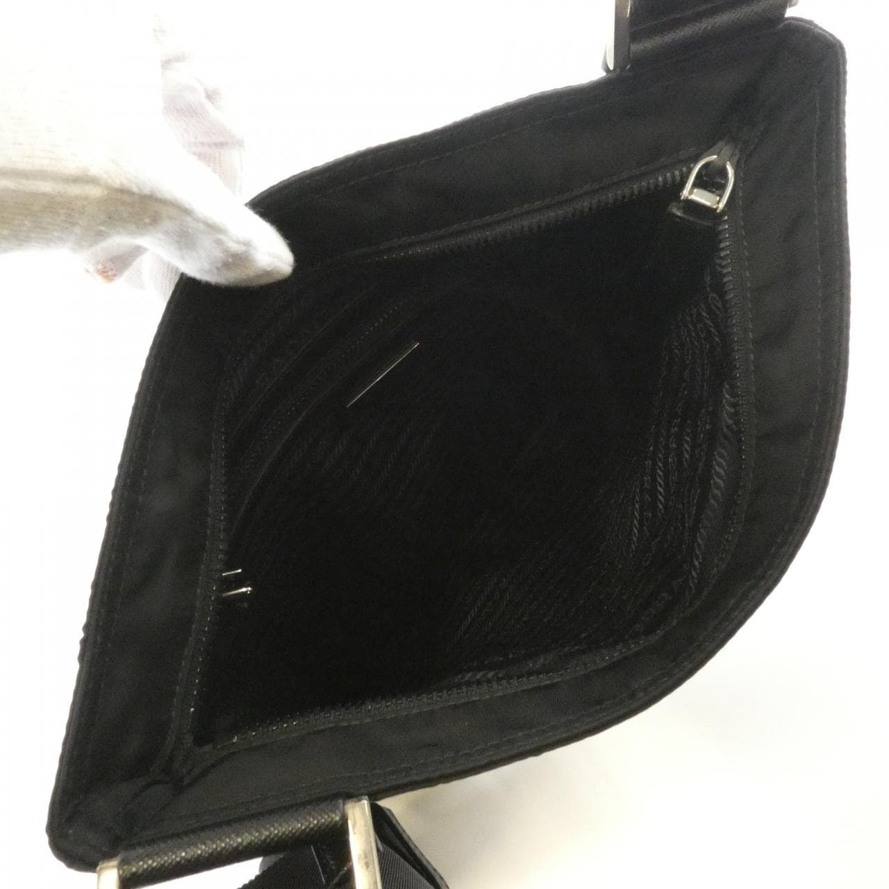 プラダ 2VH053 ショルダーバッグ