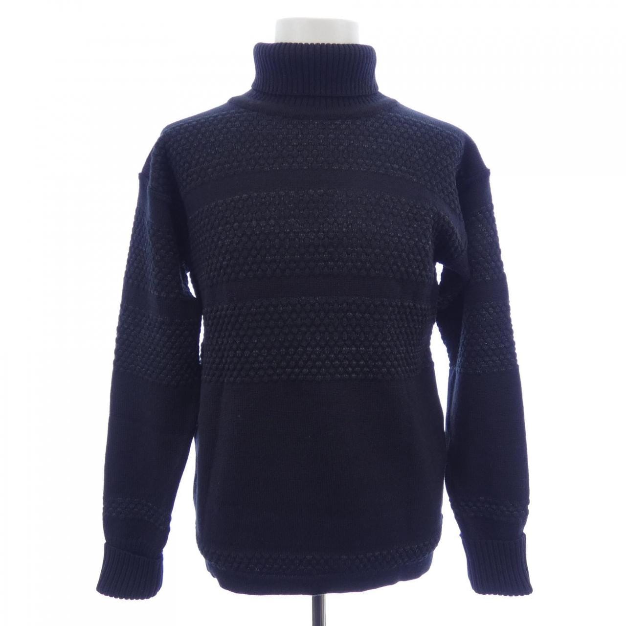 エスエヌエスハーニング S.N.S.HERNING ニット