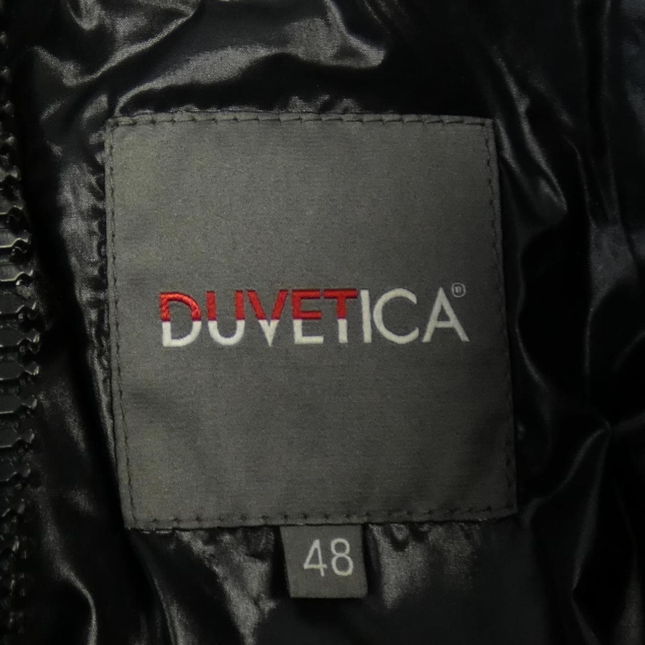 デュベティカ DUVETICA TIDEO ダウンジャケット