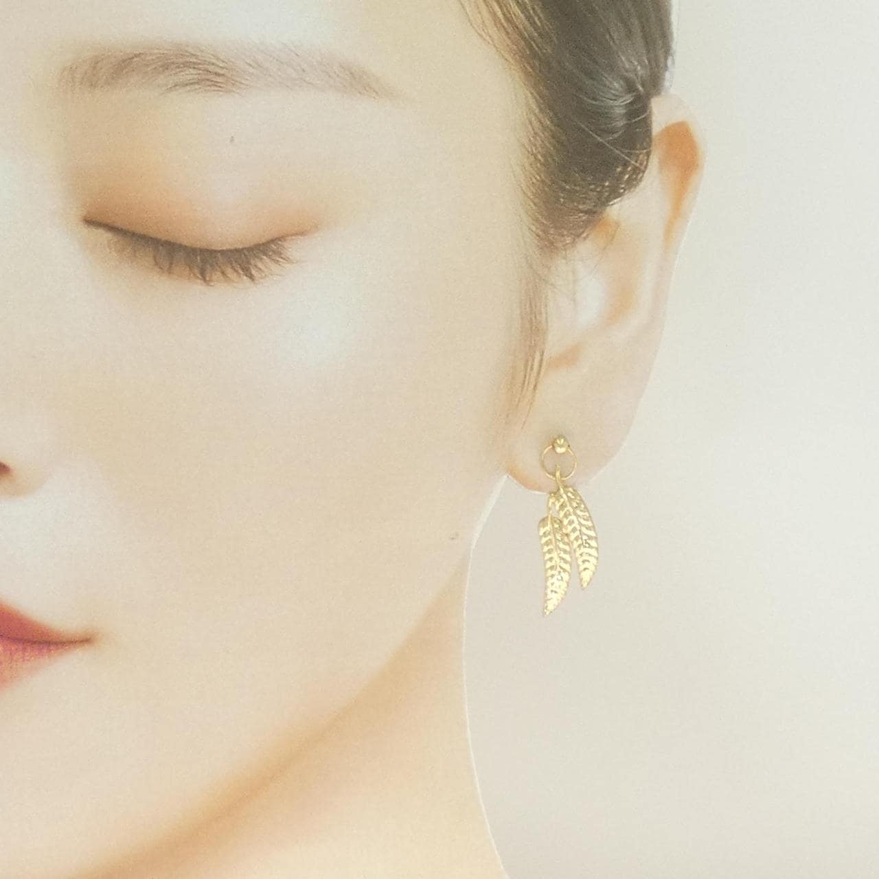 K18YG リーフ ピアス