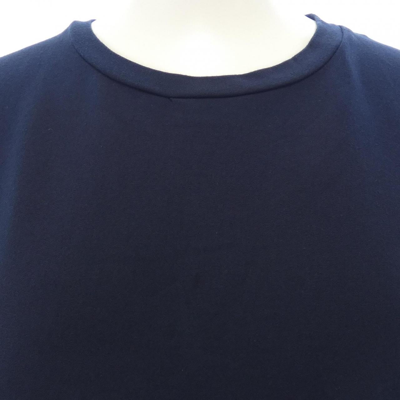 NAKAGAMI Tシャツ