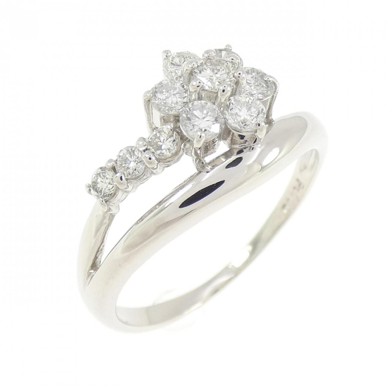 PT900 フラワー ダイヤモンド リング 0.50CT