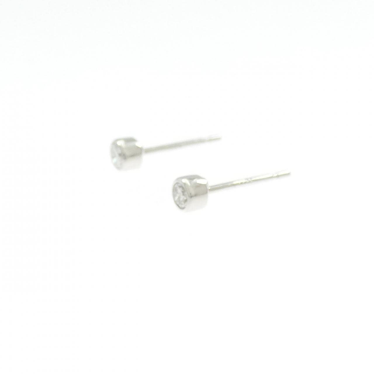 PT900 ソリティア ダイヤモンド ピアス 0.20CT
