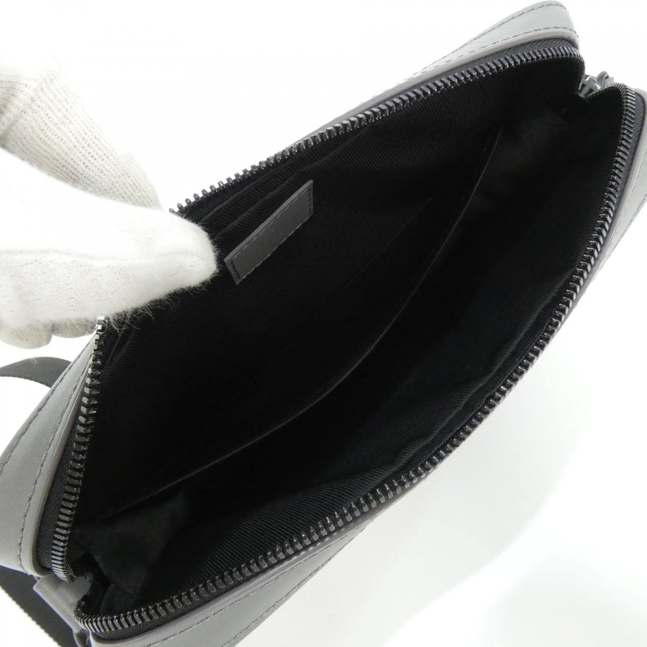 ルイヴィトン モノグラム シャドウ デュオ メッセンジャー M46104 ショルダーバッグ