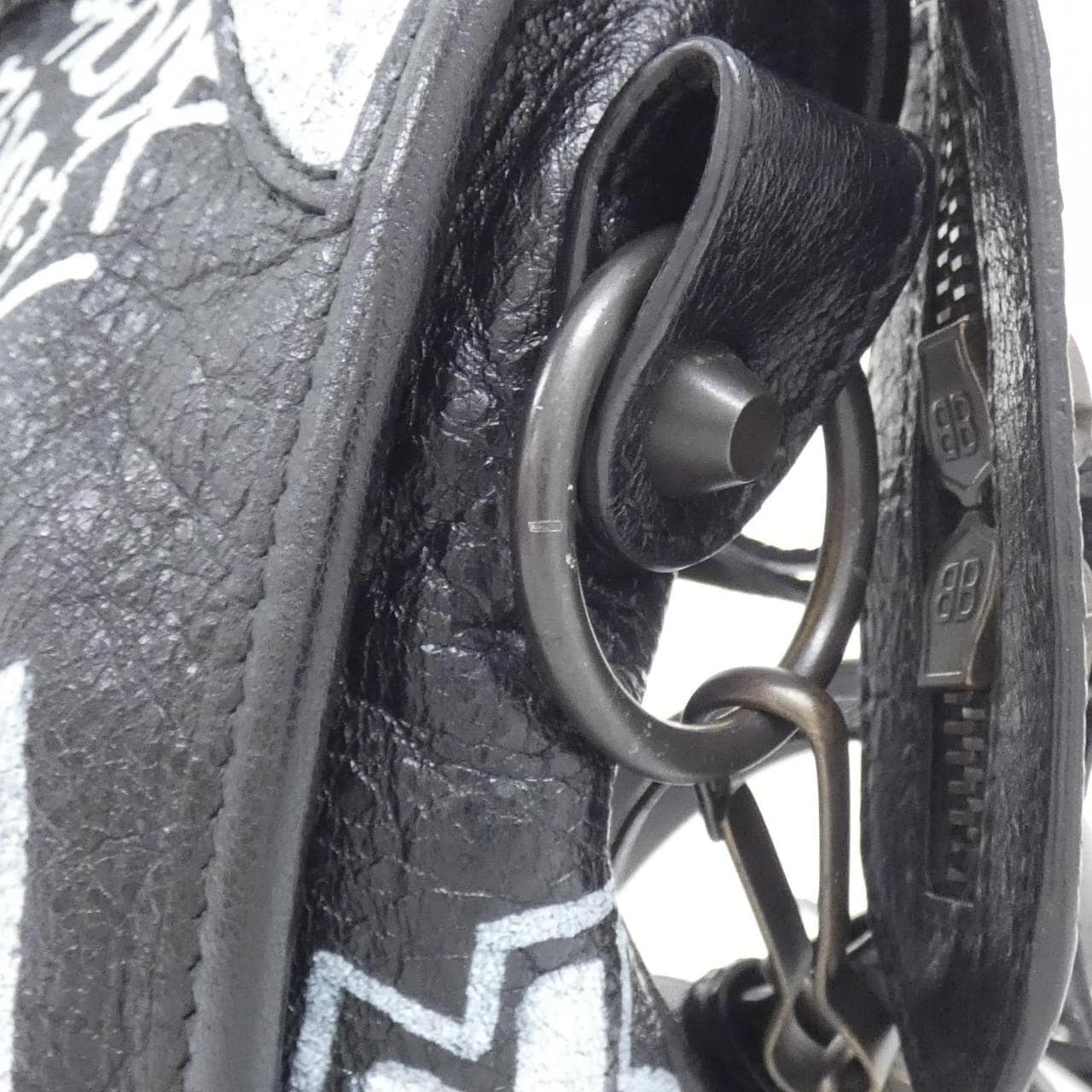 バレンシアガ グラフィティ クラシック シティ S 431621 0FE1T バッグ