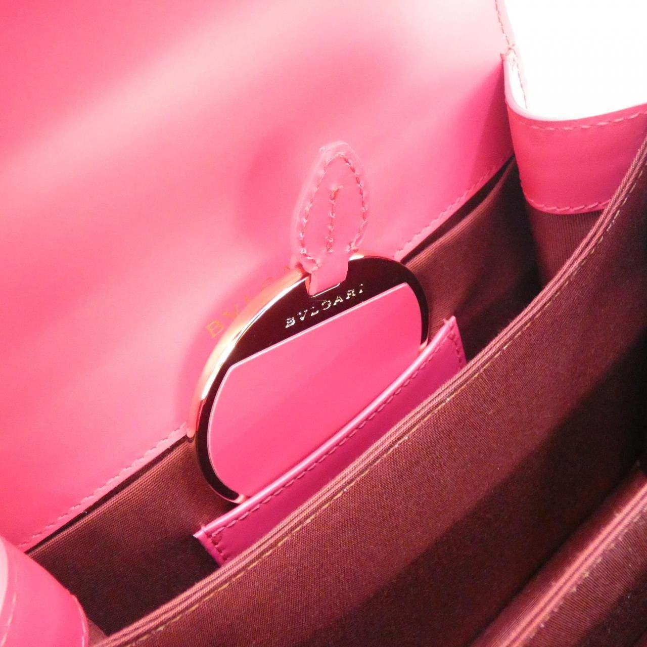 ブルガリ SERPENTI FOREVER バッグ