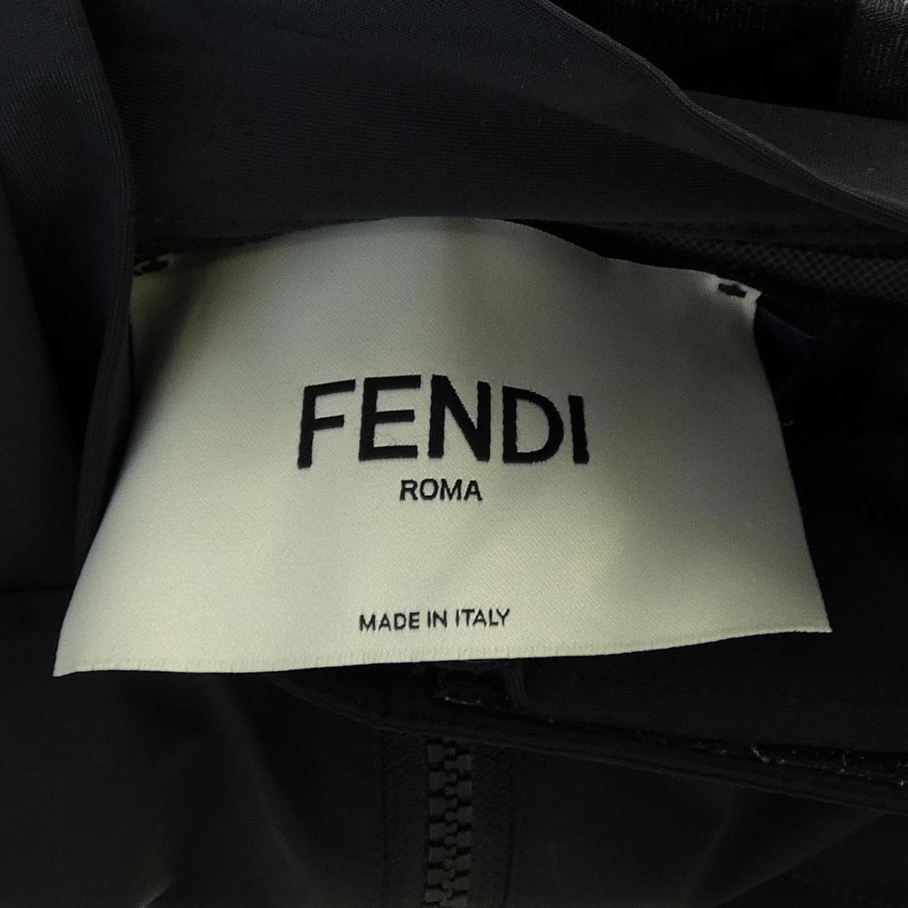 フェンディ FENDI FAN109 AK8O ワンピース
