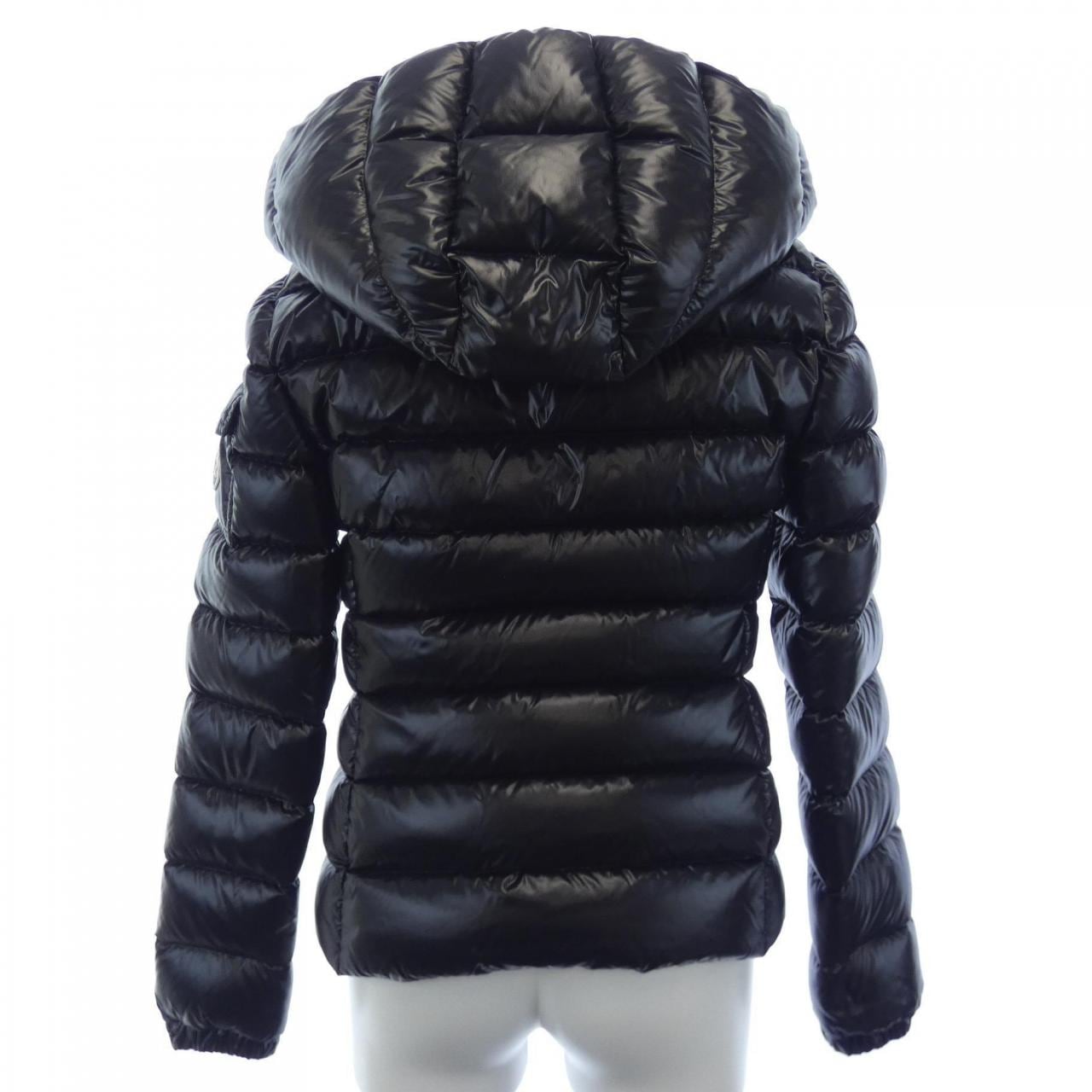 モンクレール MONCLER ダウンジャケット