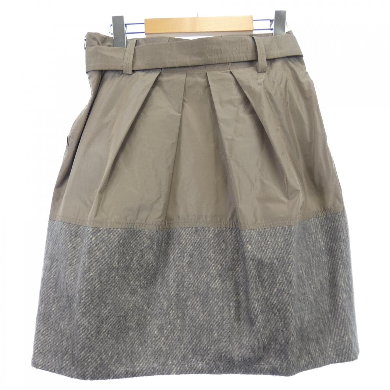 ブルネロクチネリ BRUNELLO CUCINELLI スカート