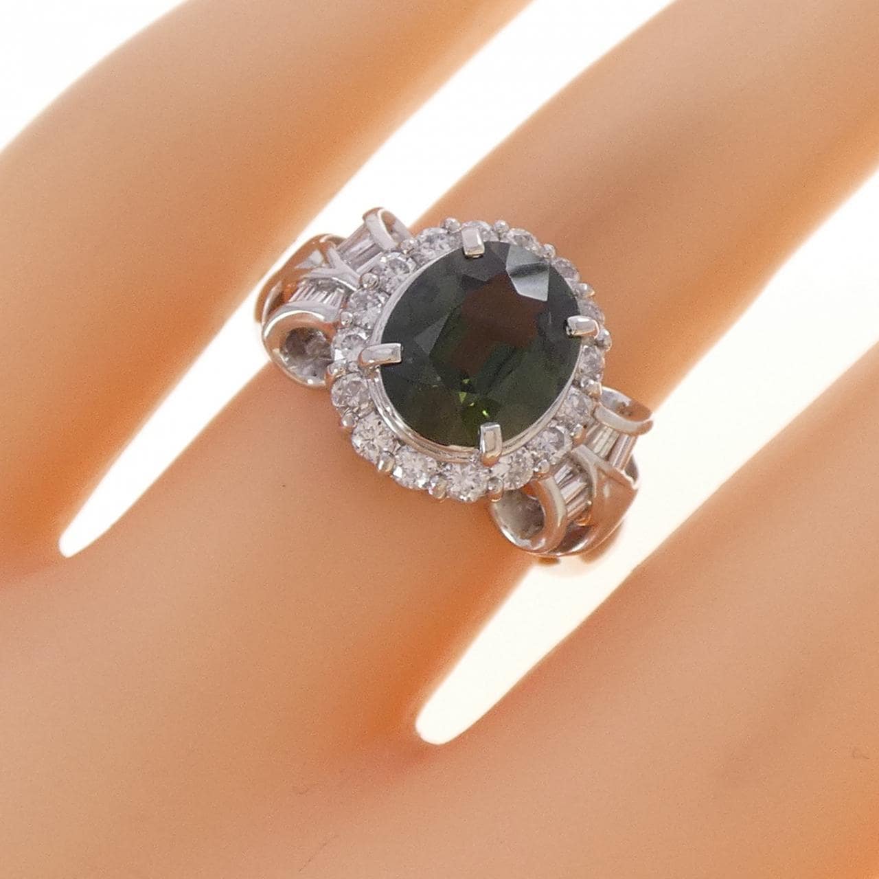 PT900 サファイヤ リング 2.00CT