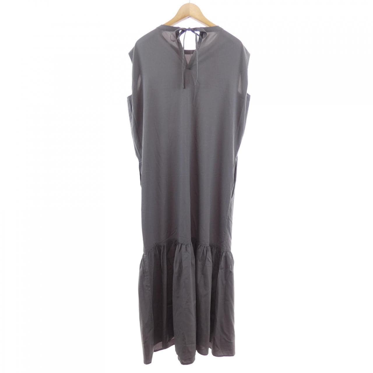 DRESS HERSELF ワンピース