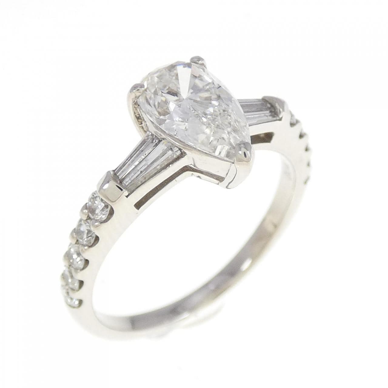 PT Diamond Ring 1.071CT E VS2 Pear Shape