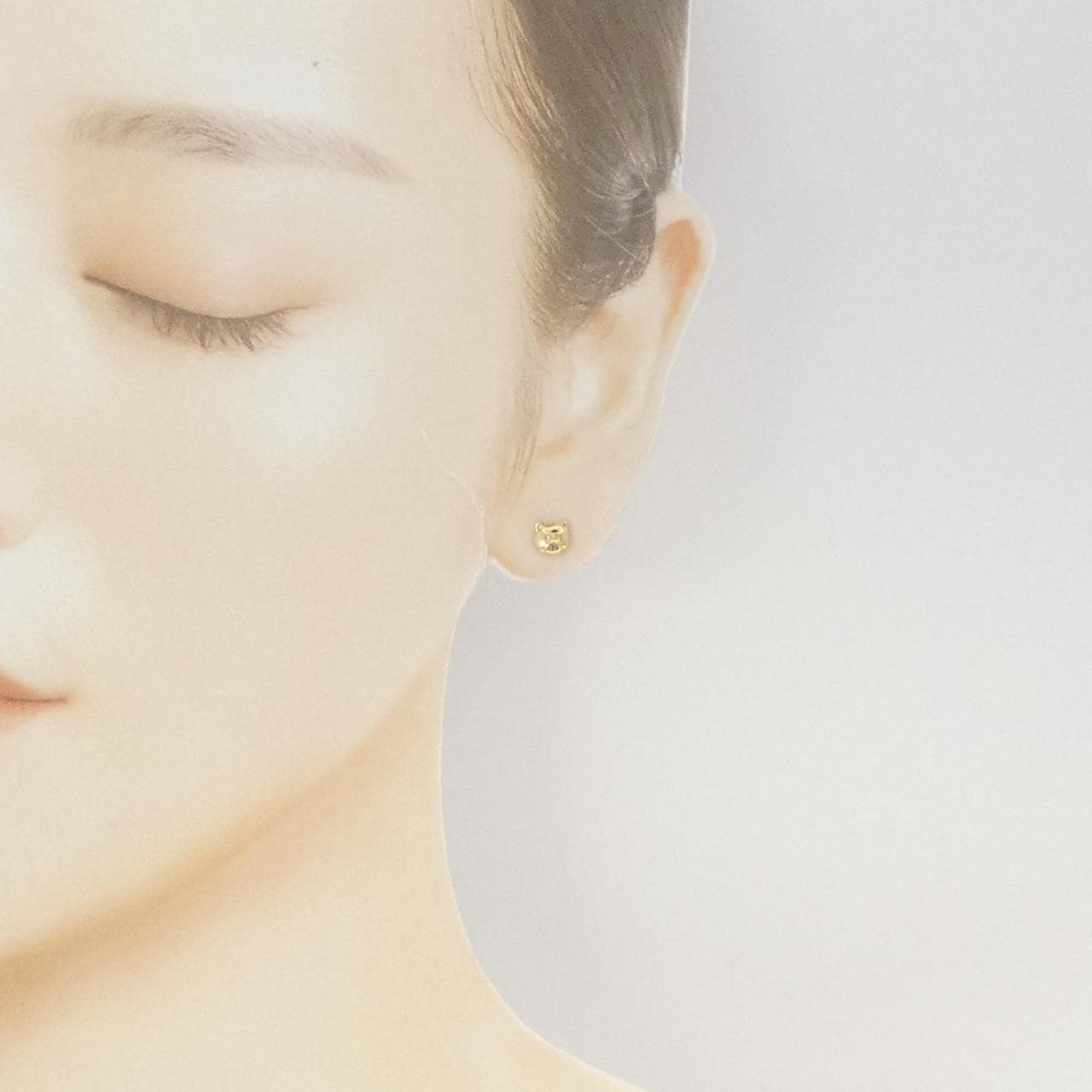 [BRAND NEW] K18YG Pig Earrings