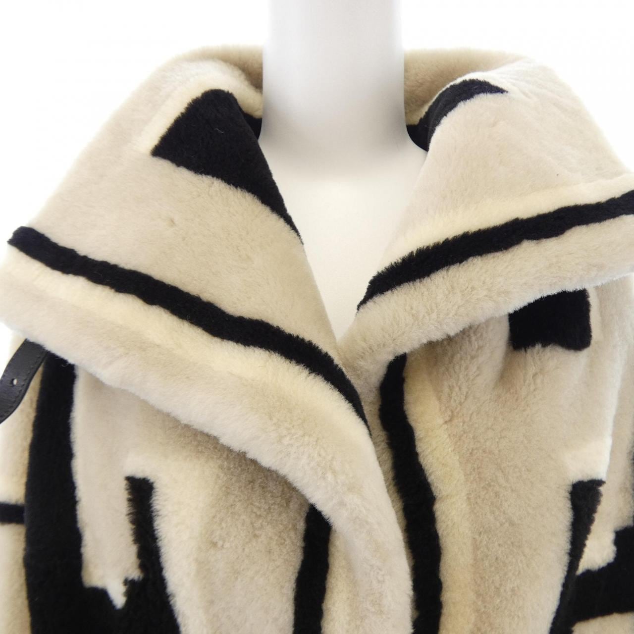 エルメス HERMES *07-7010 ムートンコート