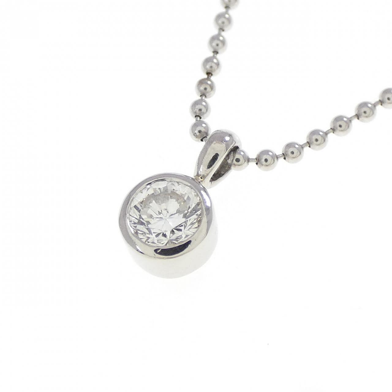 PT900 solitaire Diamond necklace 0.29CT