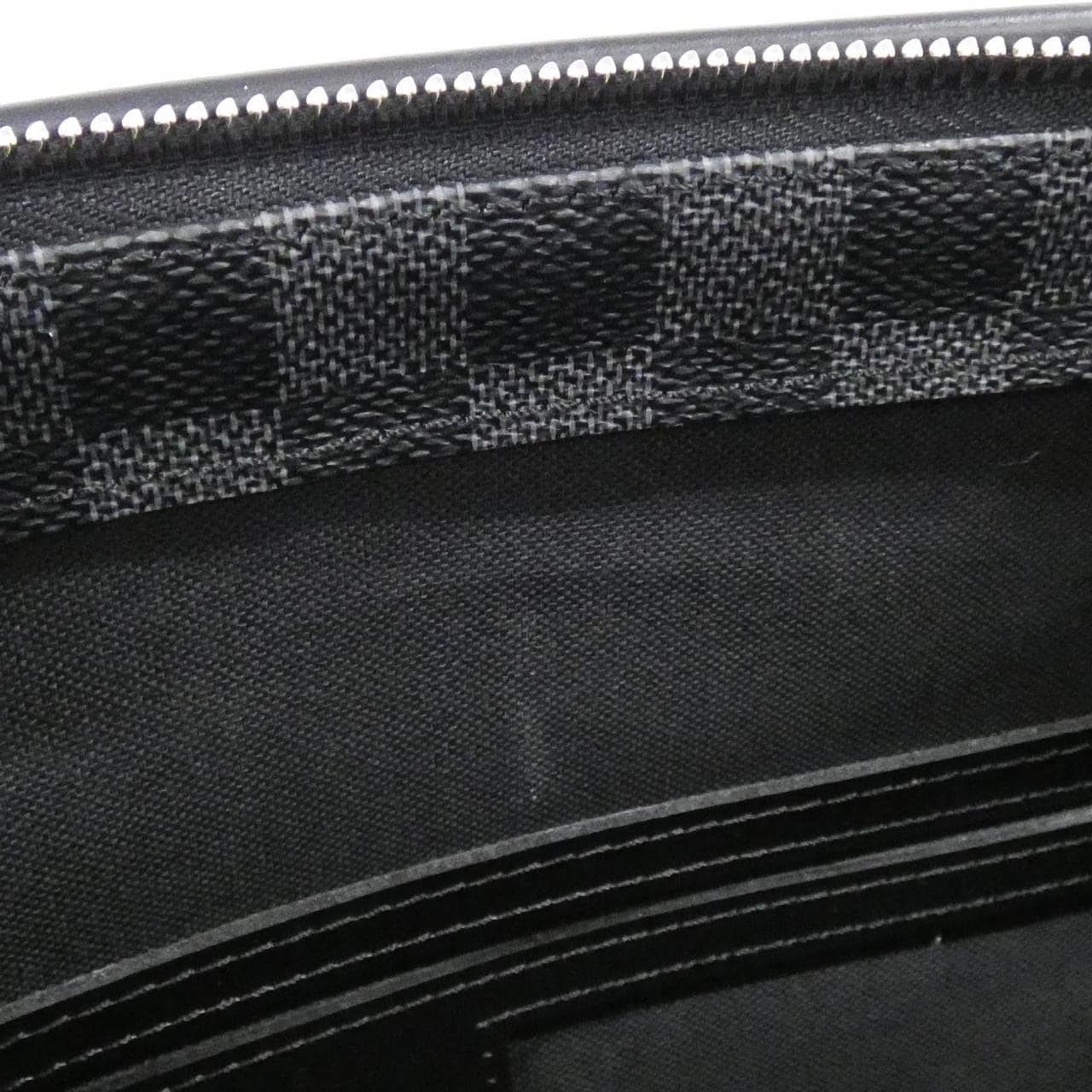 ルイヴィトン ダミエ グラフィット タダオ N51192 バッグ