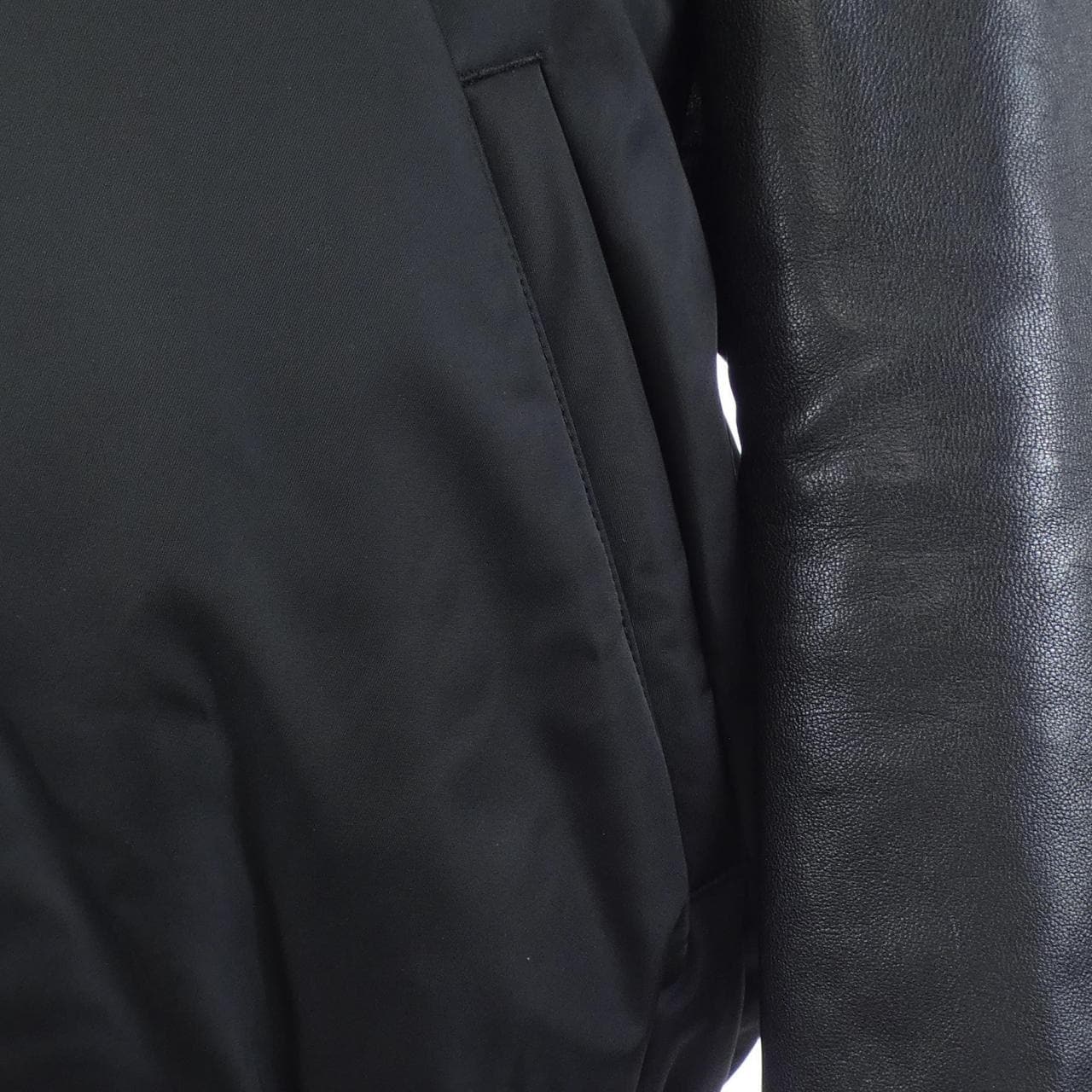 プラダ PRADA トライアングルロゴ SGC578 SOOO 1WQ8 ブルゾン