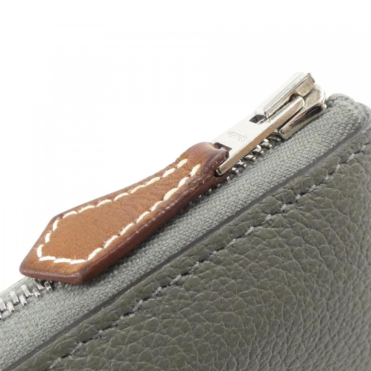 エルメス EN LIBERTE シルク イン コンパクト 084541CK 財布