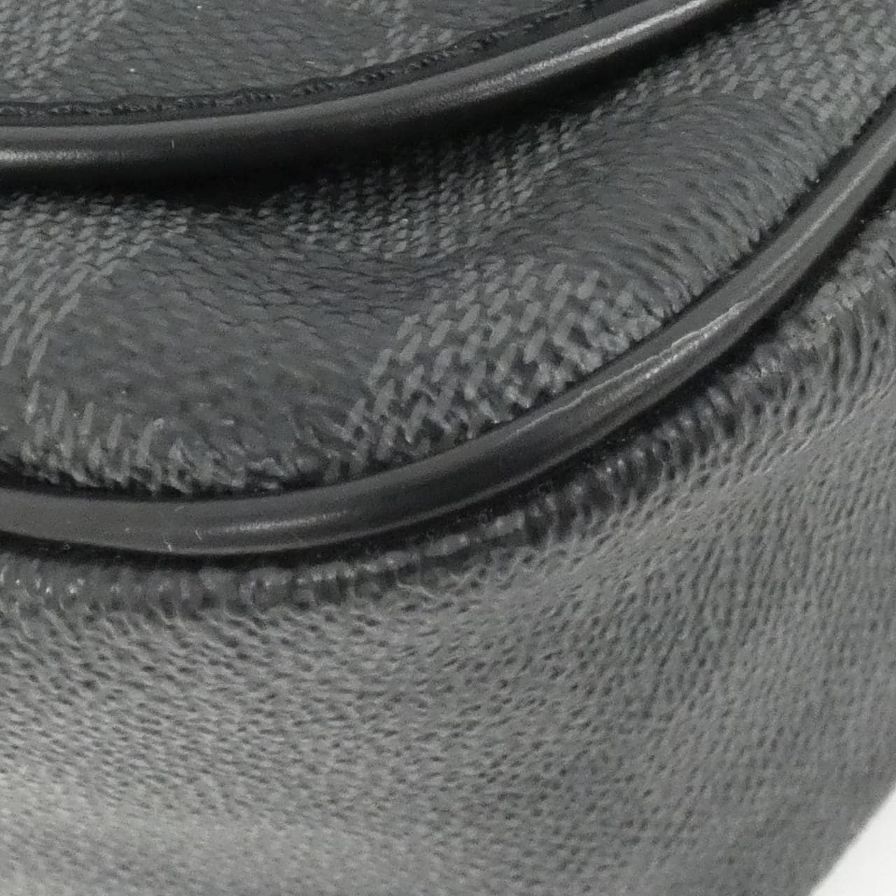 ルイヴィトン ダミエ グラフィット ダニエル GM N58033 ショルダーバッグ