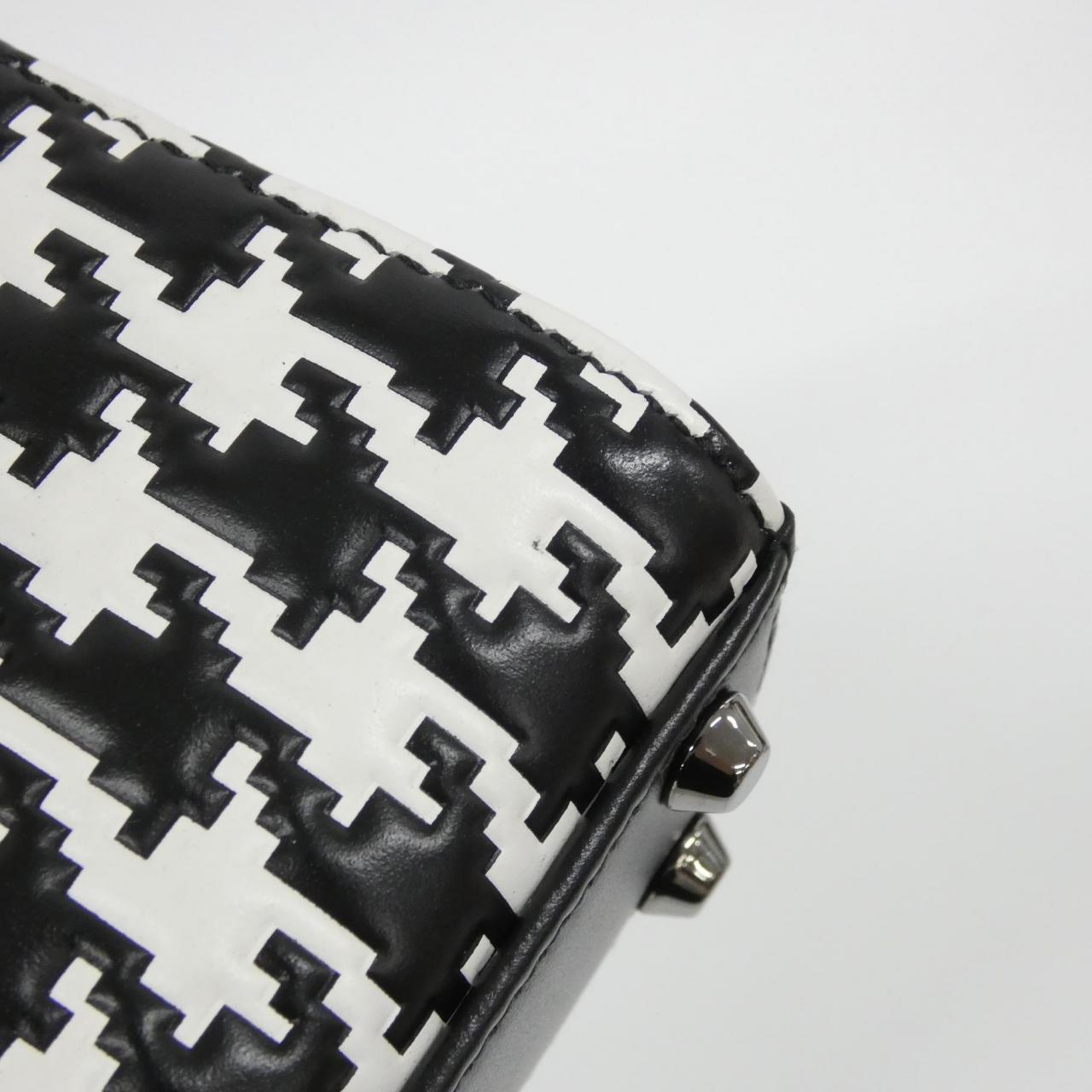 クリスチャンディオール レディ ディオール マイクロ バッグ