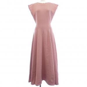 ジェンヌ JENNE ワンピース