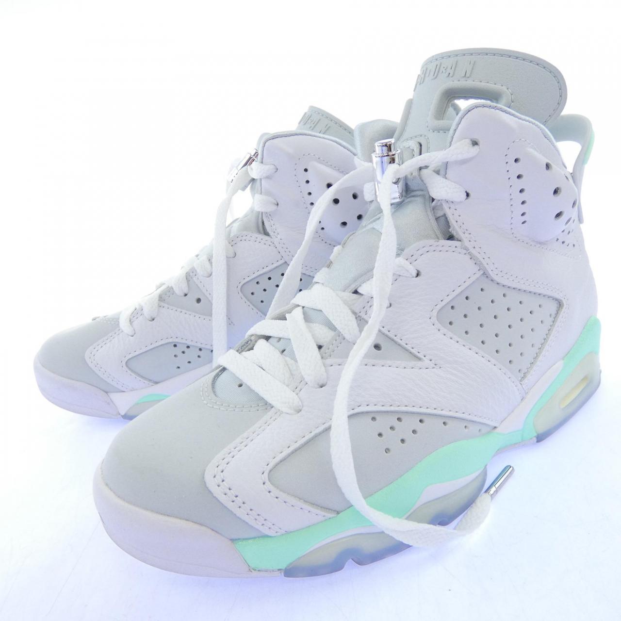 ナイキ NIKE DQ4914-103 スニーカー
