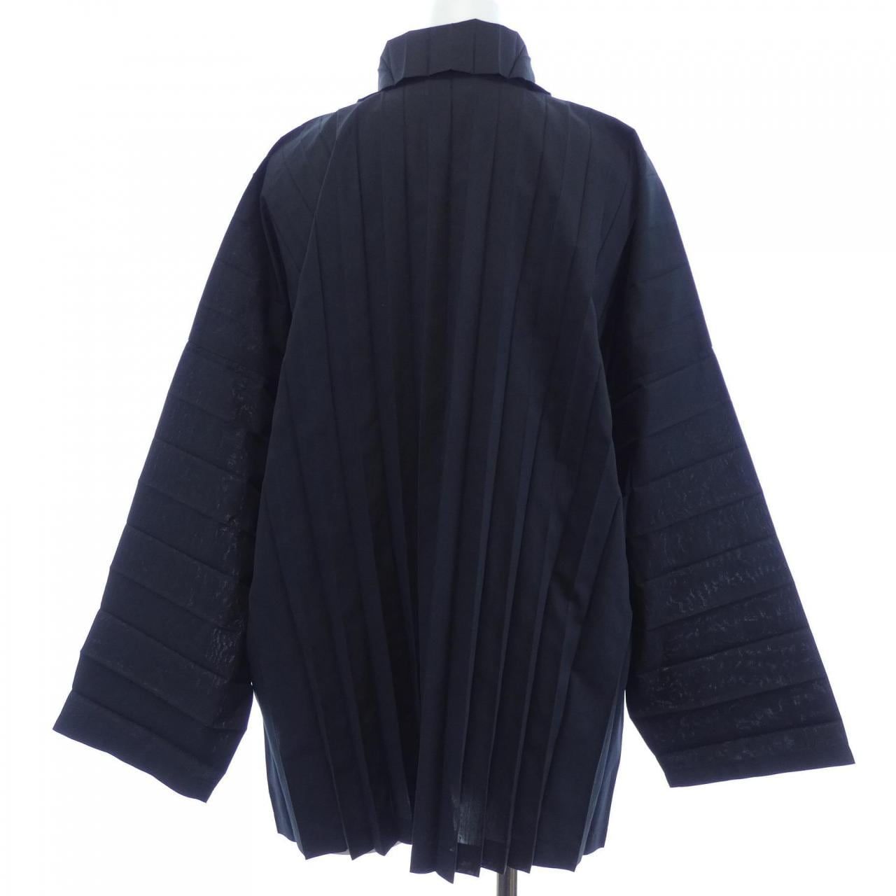 ミーイッセイミヤケ me ISSEY MIYAKE シャツ