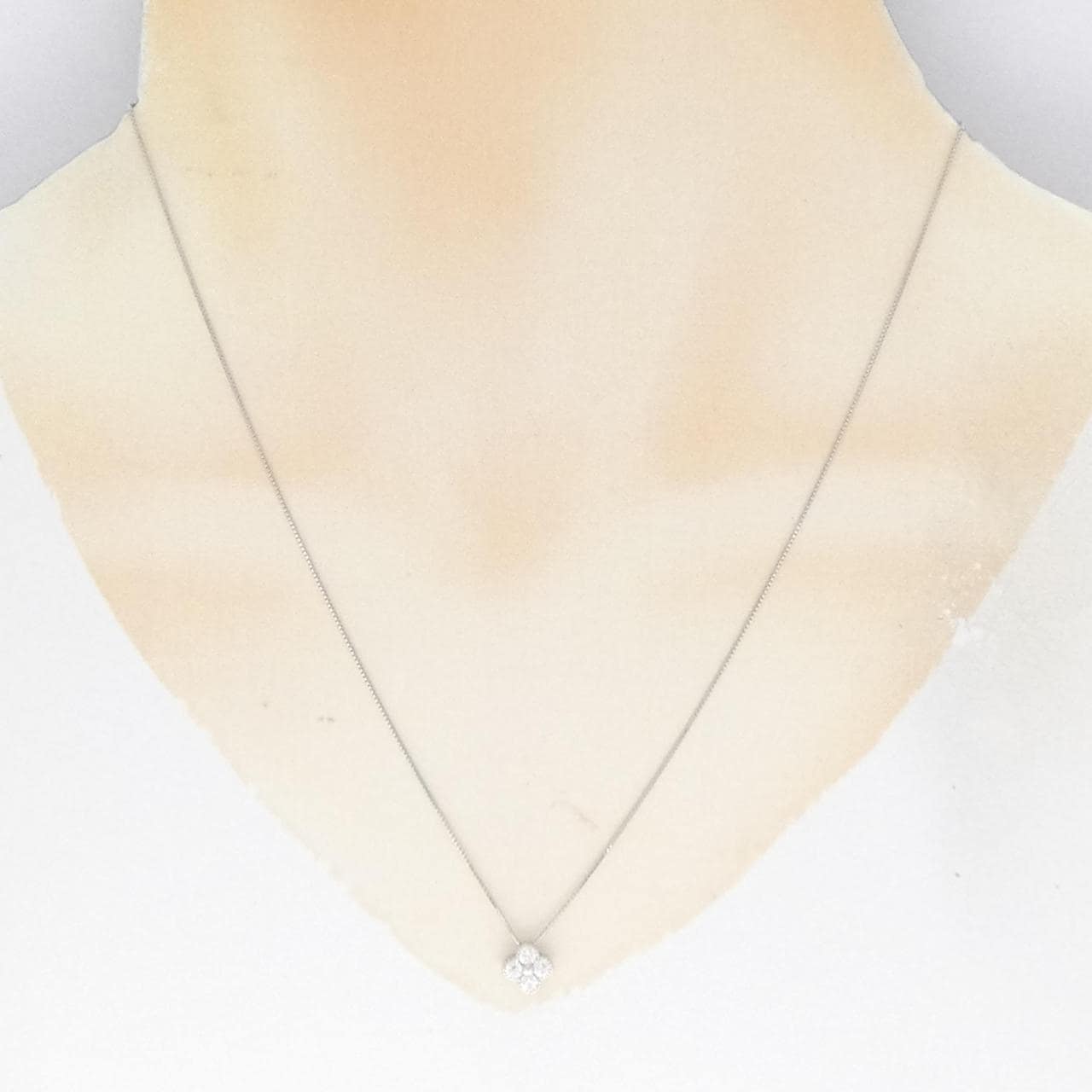 [BRAND NEW] PT Diamond Necklace 0.252CT