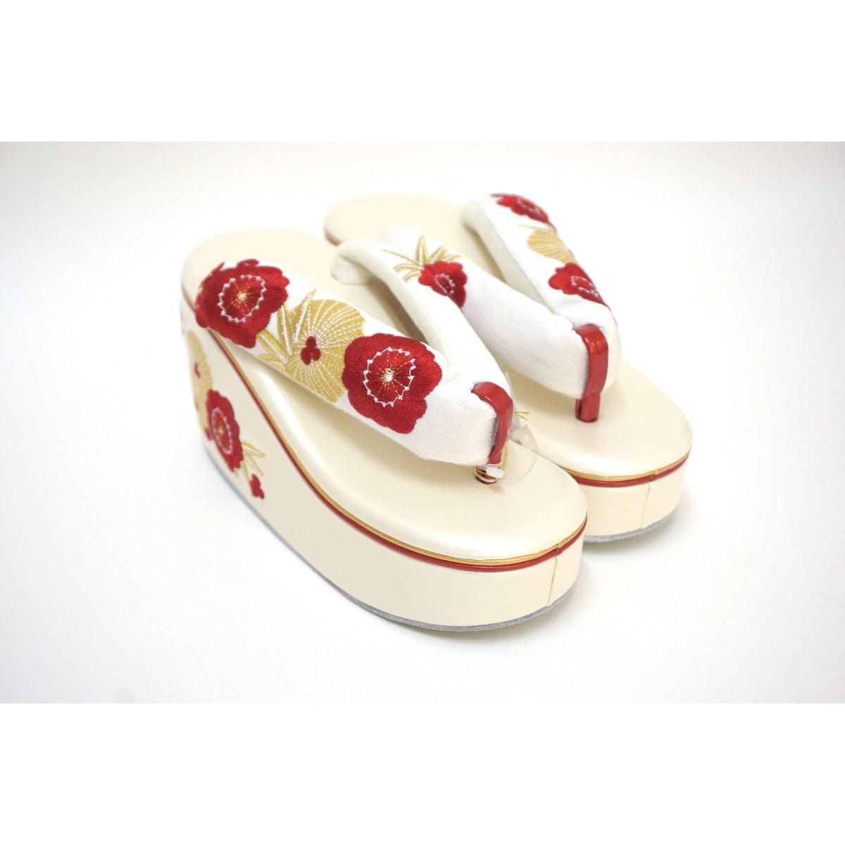 【新品】女草履　松竹梅・鶴　Ｆサイズ