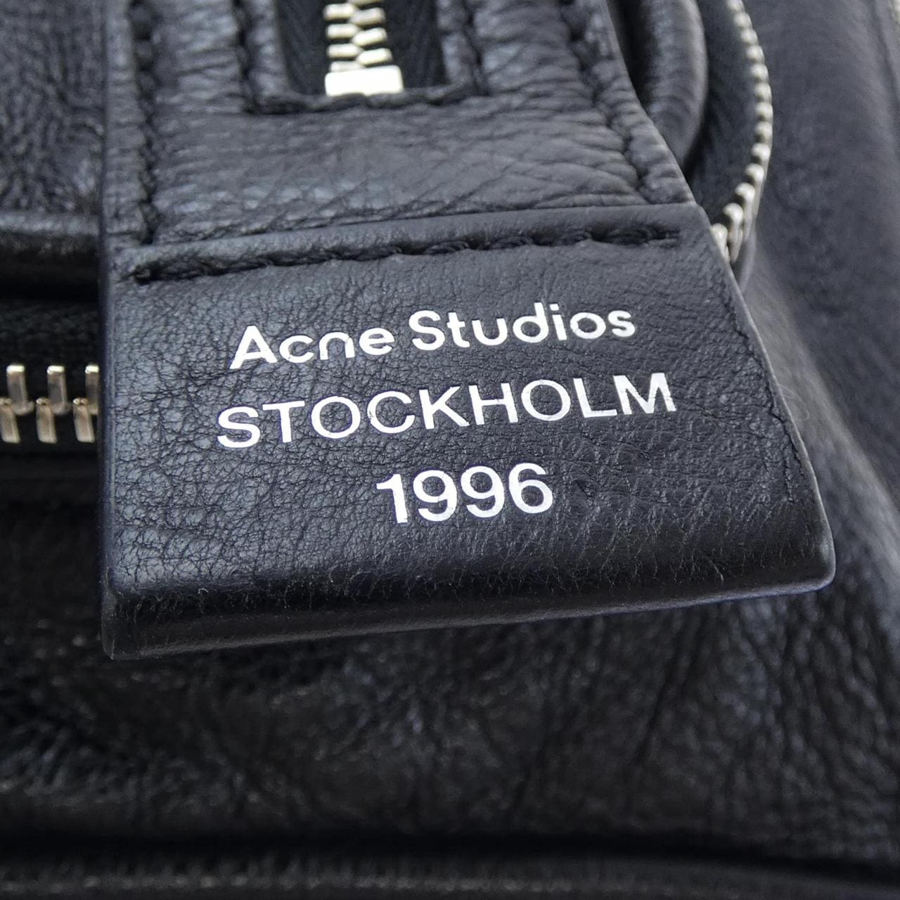 アクネストゥディオズ ACNE STUDIOS CAMERO BAG