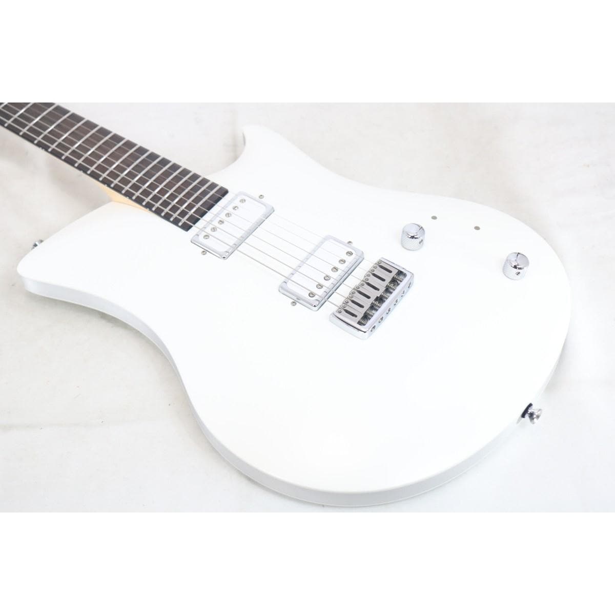ＲＥＬＩＳＨ　ＧＵＩＴＡＲＳ　ＳＮＯＷ　ＪＡＮＥ