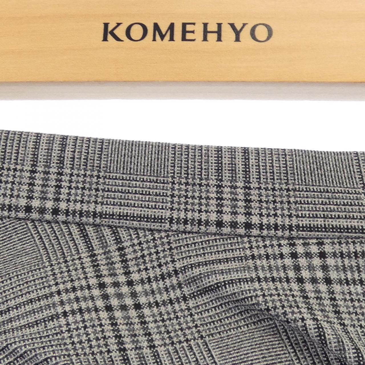 ヌメロヴェントゥーノ N°21 23S-C091-5019 スカート