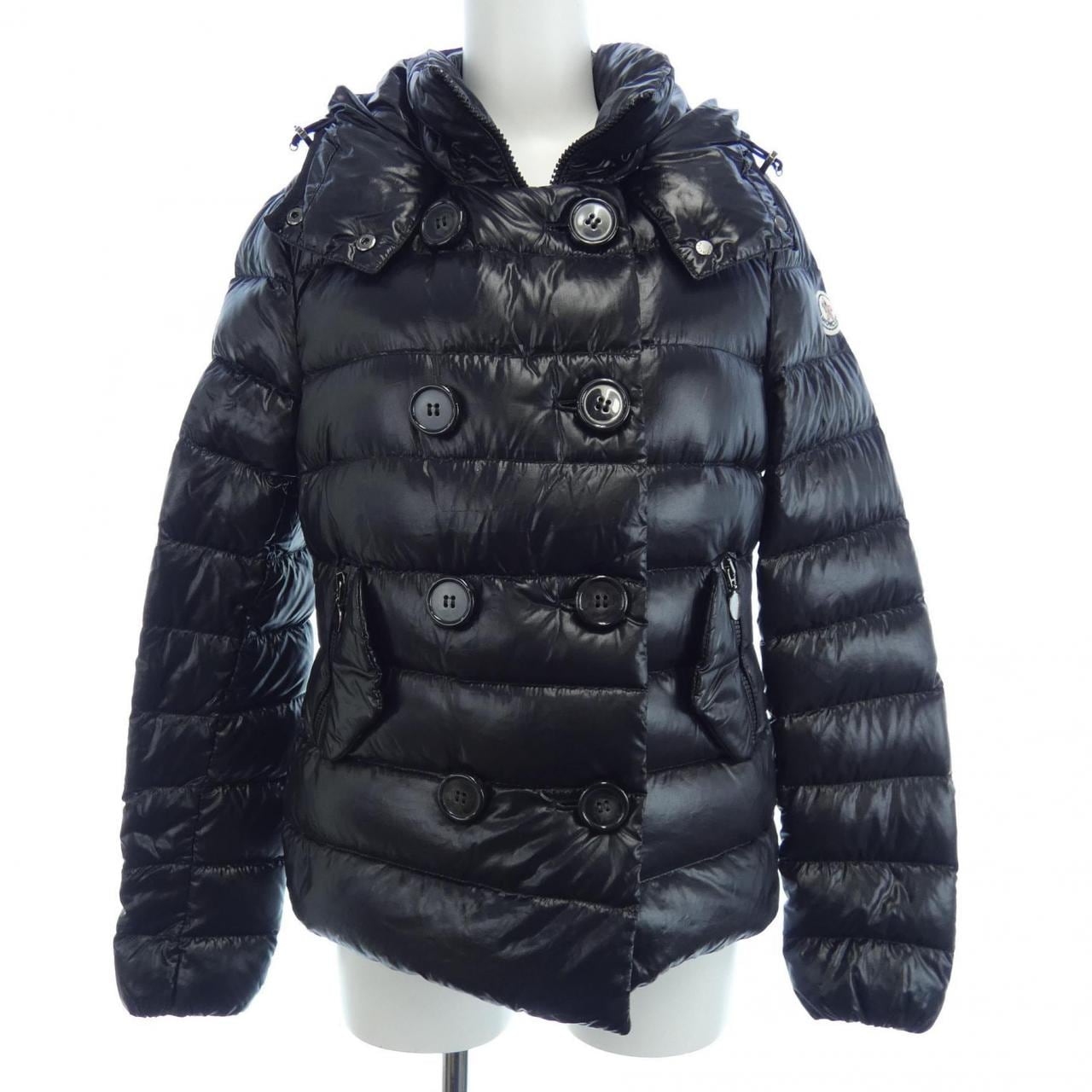 モンクレール MONCLER ダウンジャケット