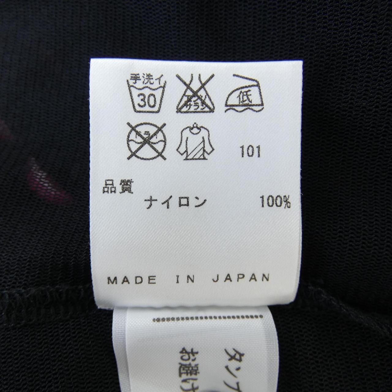 J･P･ゴルチェ JEAN PAUL GAULTIER トップス