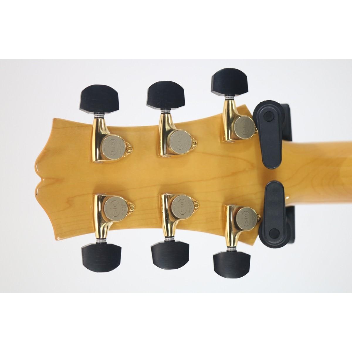 ＰＥＥＲＬＥＳＳ　　ＣＯＮＴＥＳＳＡ