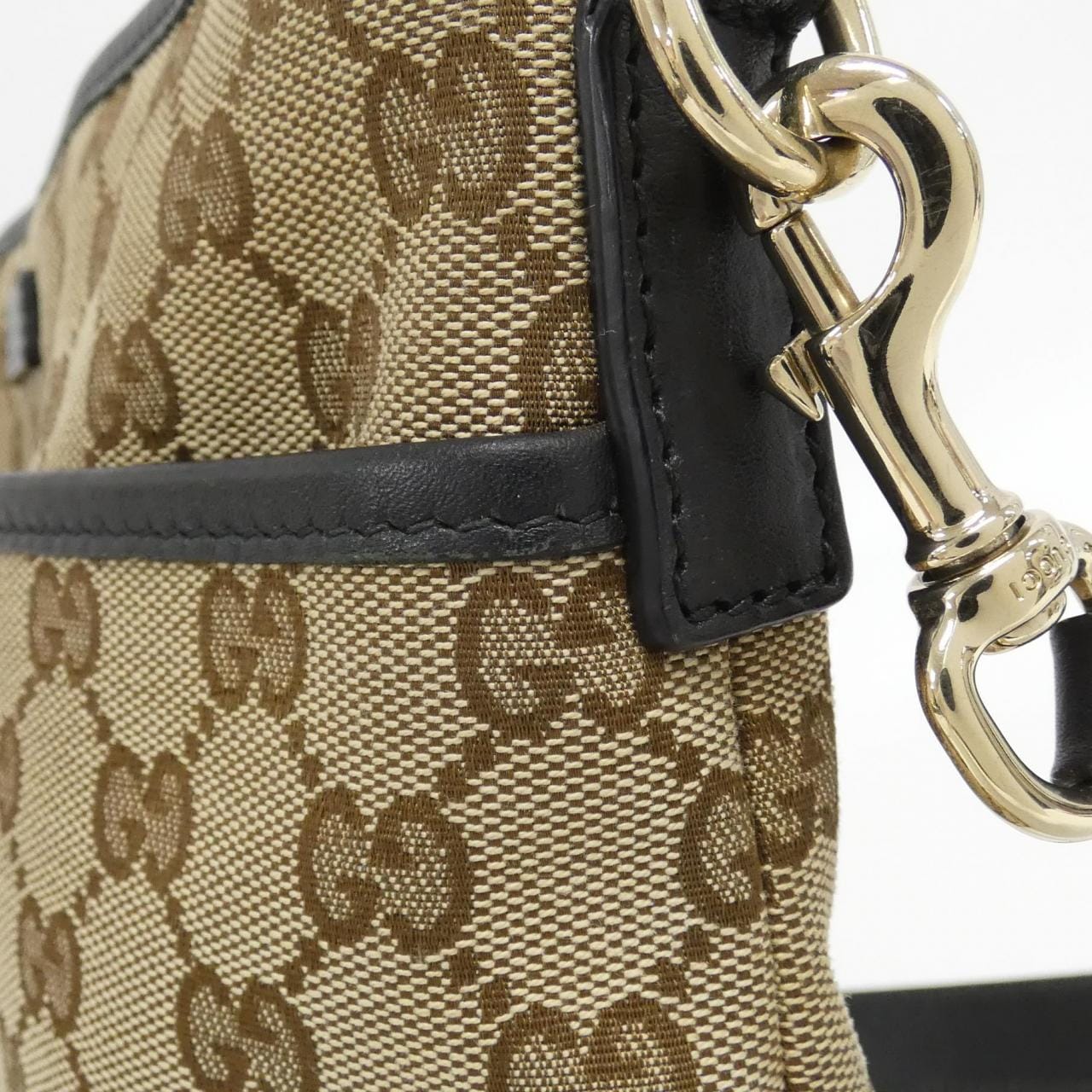 Gucci 388926 KY9PZ單肩包
