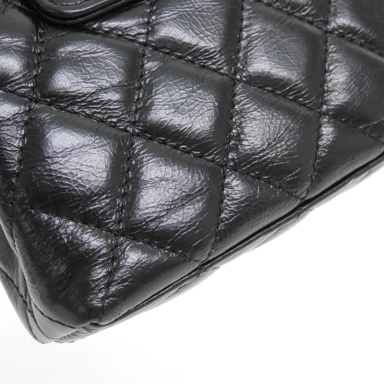 CHANEL AP3435 chain clutch