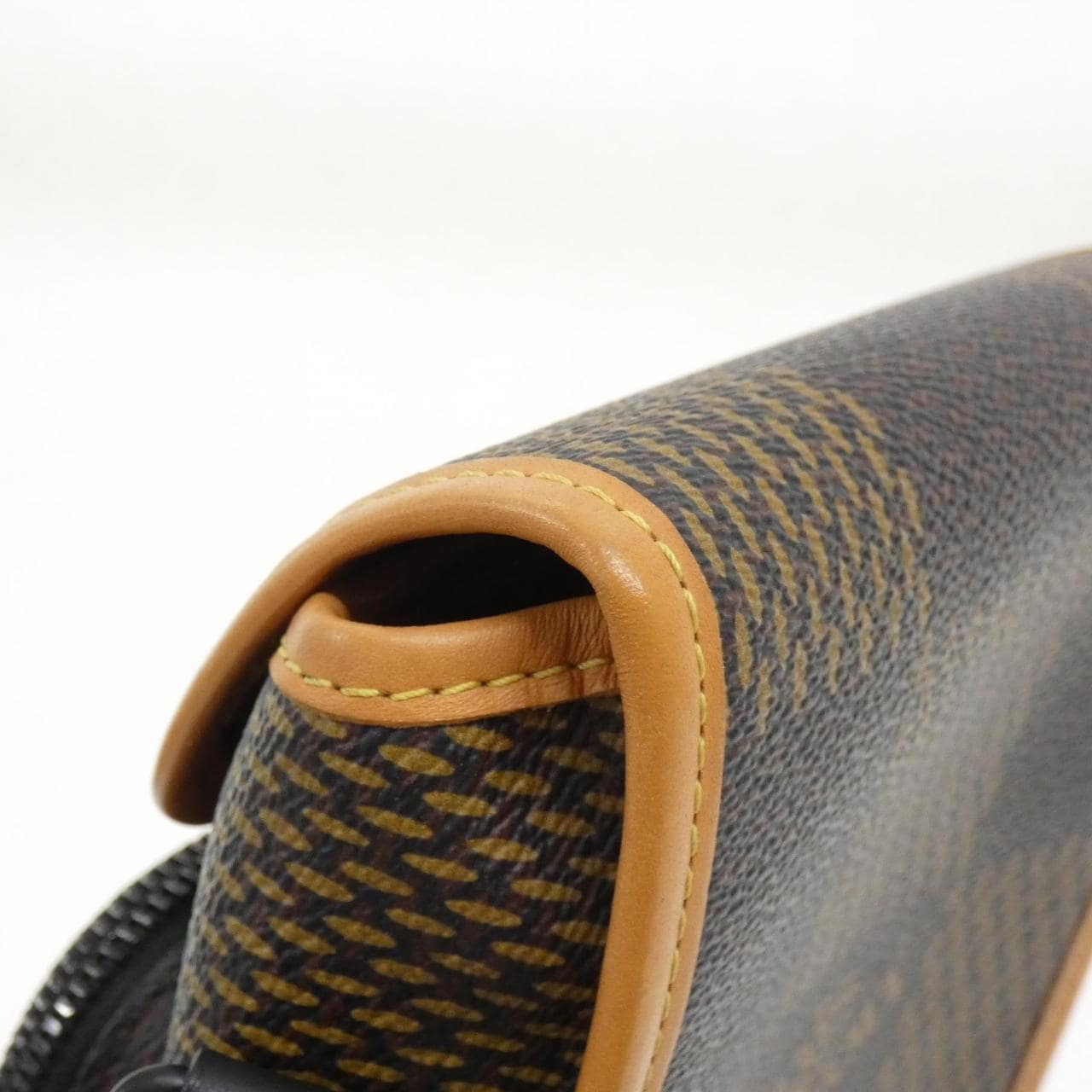 LOUIS VUITTON Damier Giant（LV Squared）亚马逊邮差包 N40357 单肩包