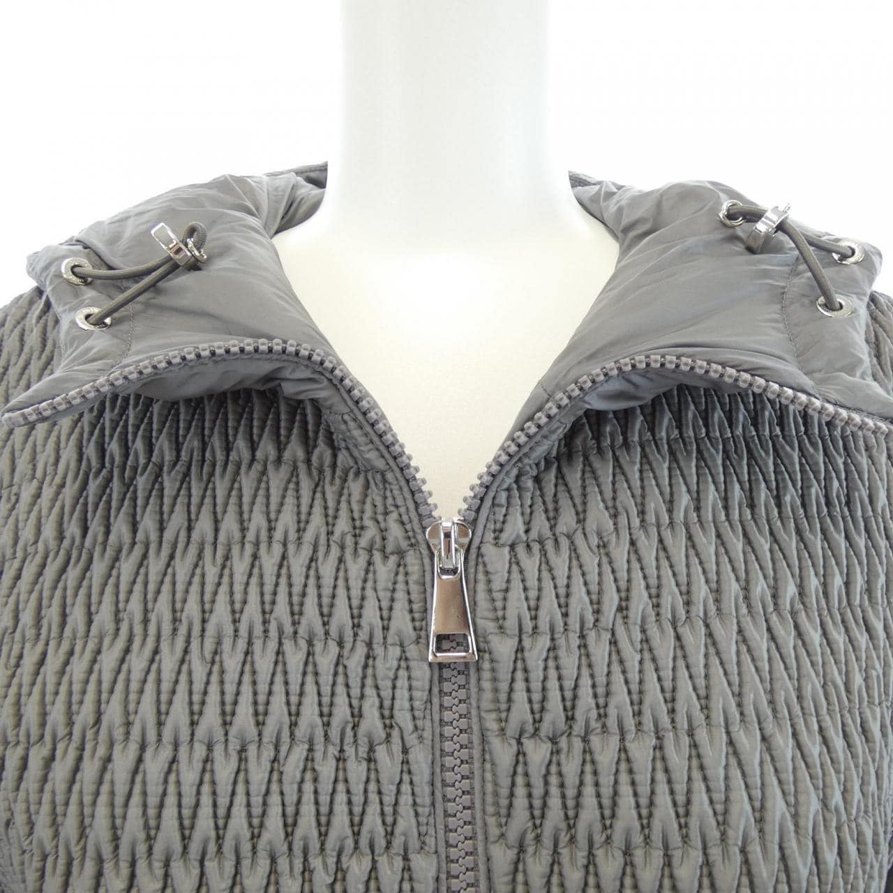 モンクレール MONCLER CESTREDE ダウンジャケット
