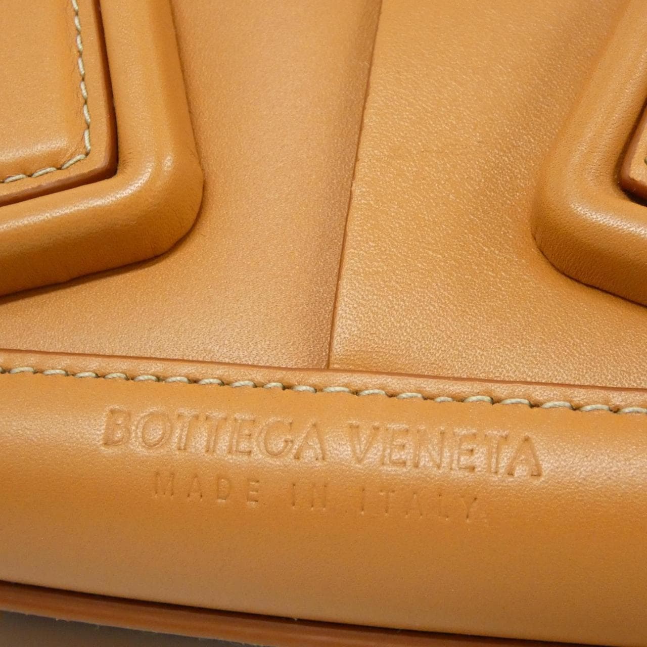ボッテガヴェネタ 600606 VMAP1 バッグ