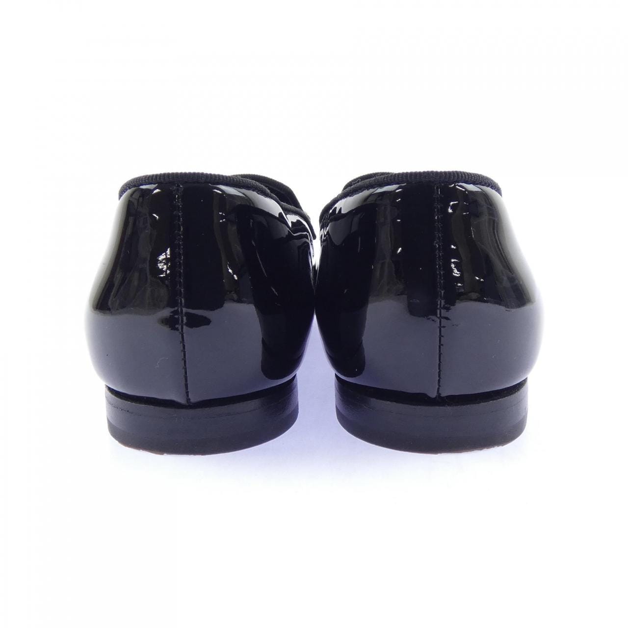 マノロブラニク MANOLO BLAHNIK フラットシューズ