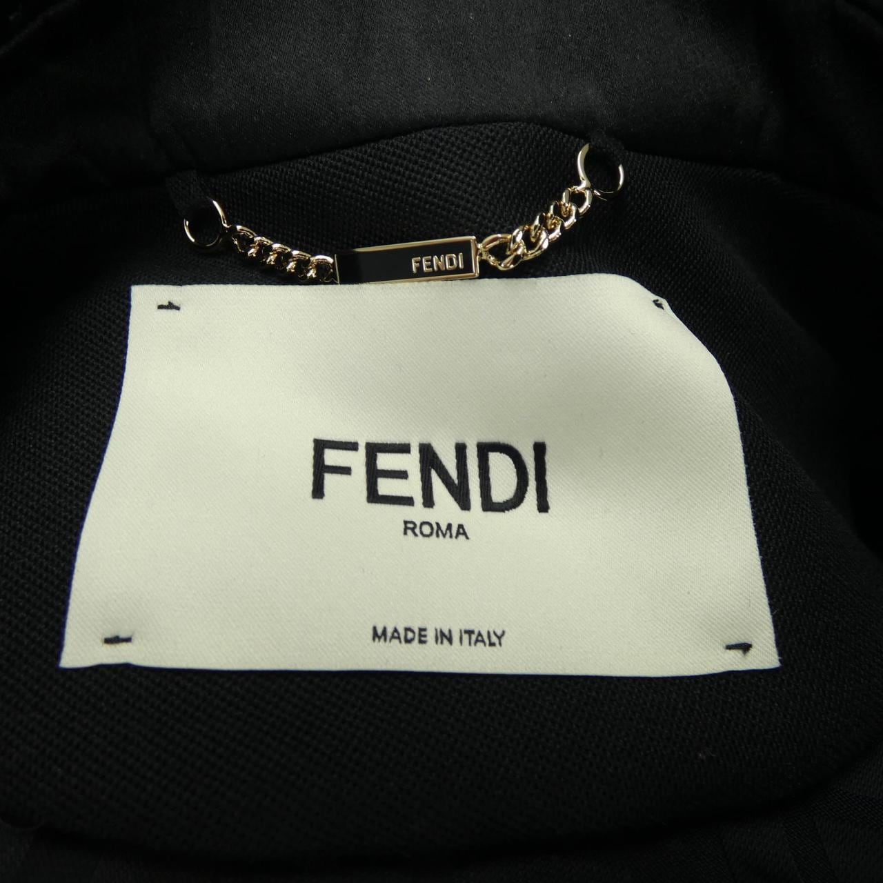 フェンディ FENDI FJ7247 AHLA ジャケット