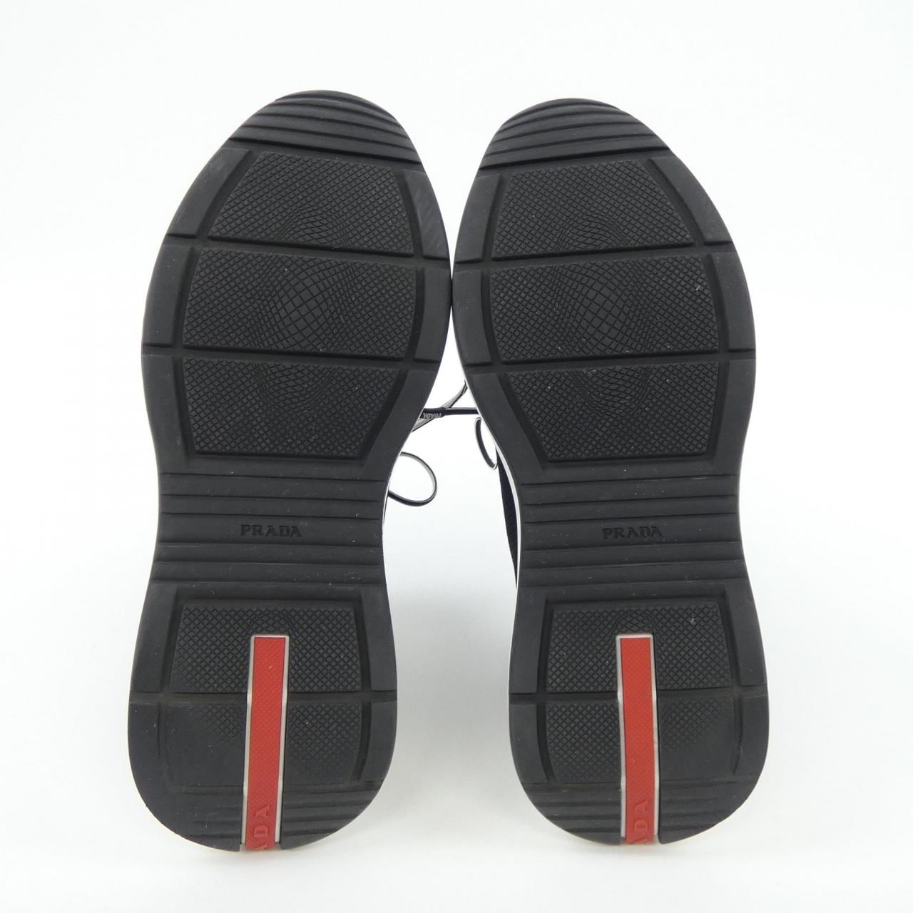 プラダ PRADA スニーカー