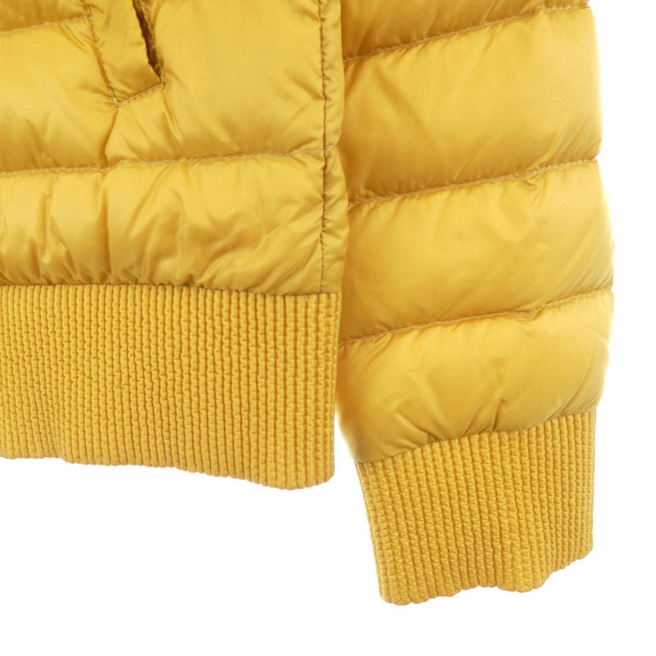 モンクレール MONCLER ダウンジャケット